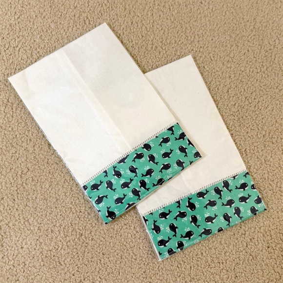 NEW 2 Linen Cotton Hand Towels - Whale Print - Picture 11 of 11